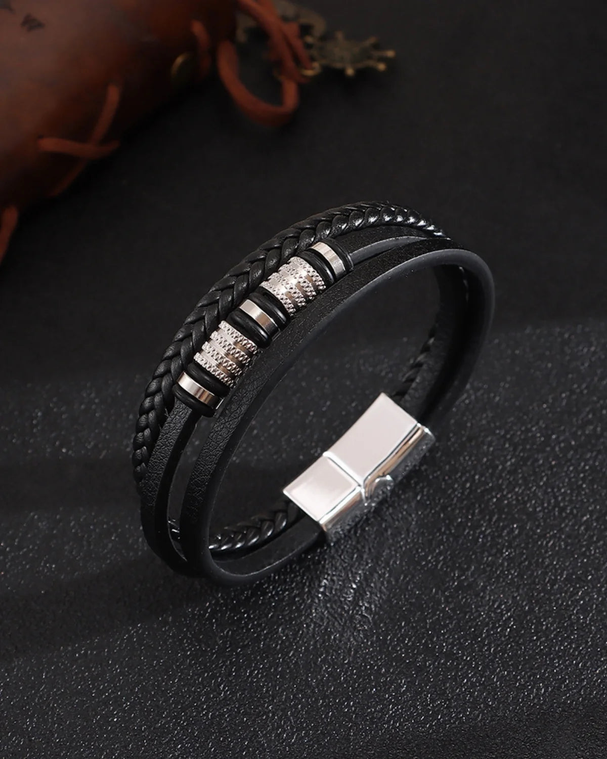 Pulsera de Cuero Trenzado Multicapa